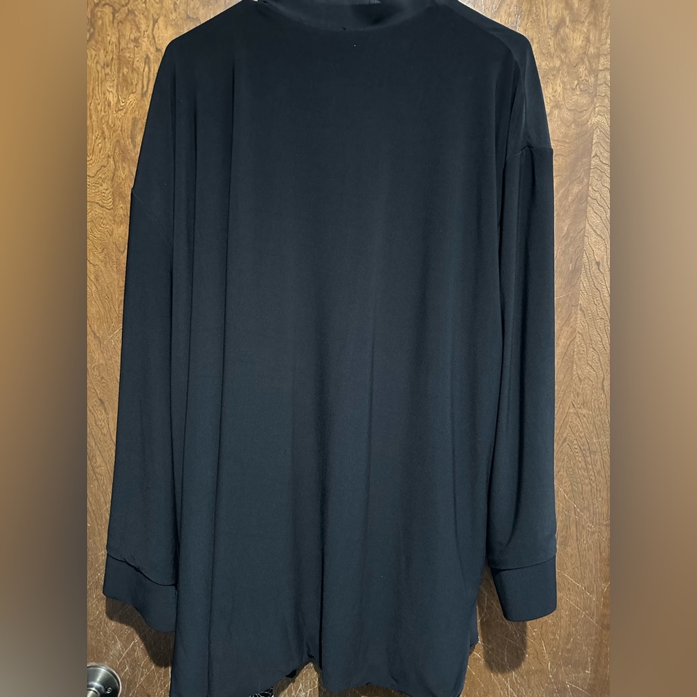 Women’s Cardigan - Picture 4 of 4